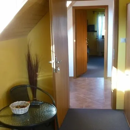 شقة Apartmany Cerna Voda *